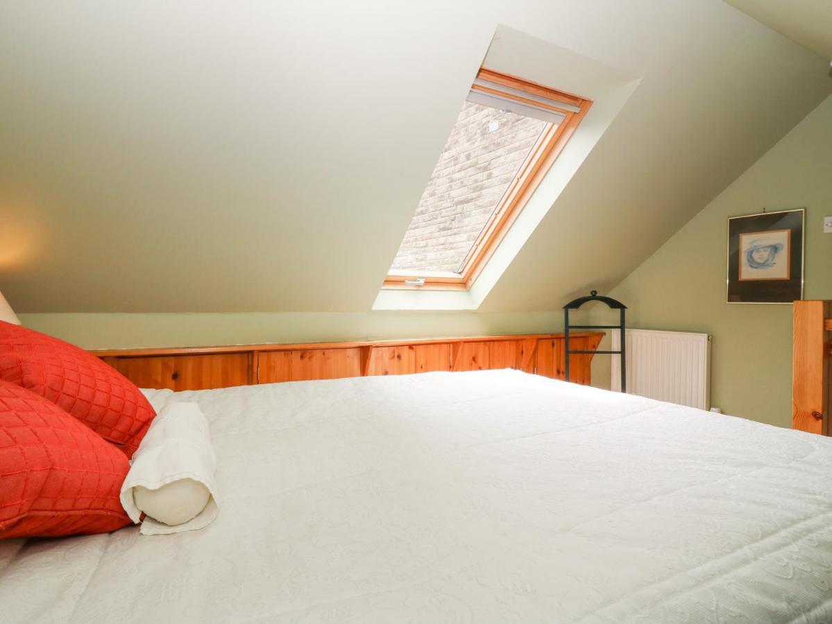 The Coach House Villa Duns Bagian luar foto