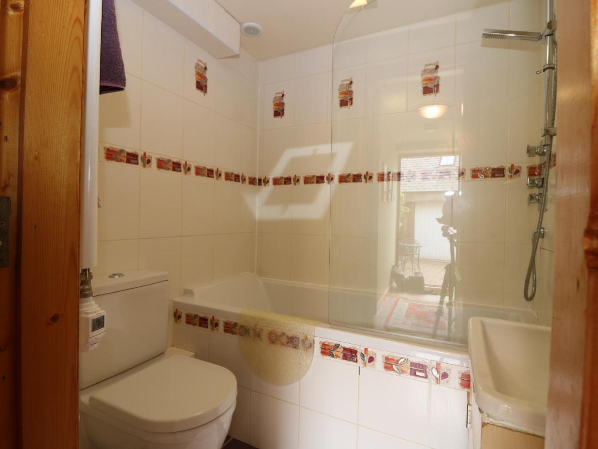 The Coach House Villa Duns Bagian luar foto